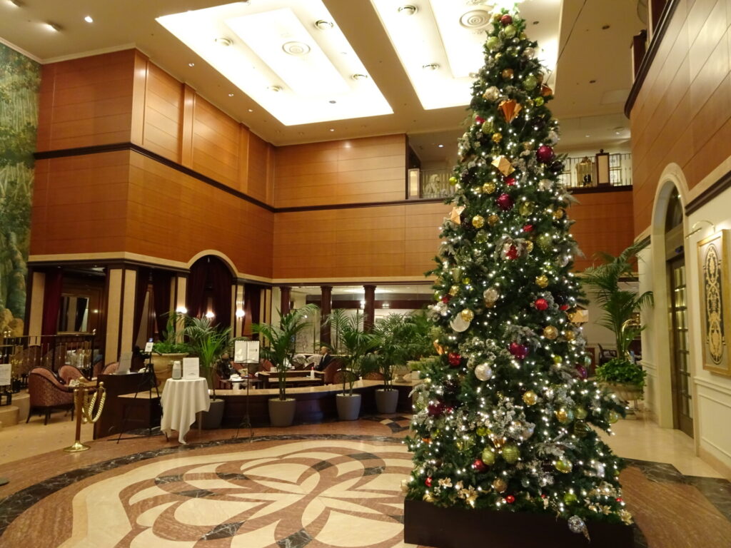 第一ホテル東京、エントランス、ロビー、クリスマス