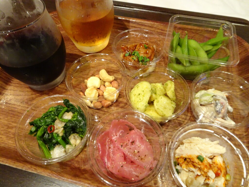 ホテルパセラの森横浜関内、飲み放題バータイム、フリードリンク、おつまみ食べ放題