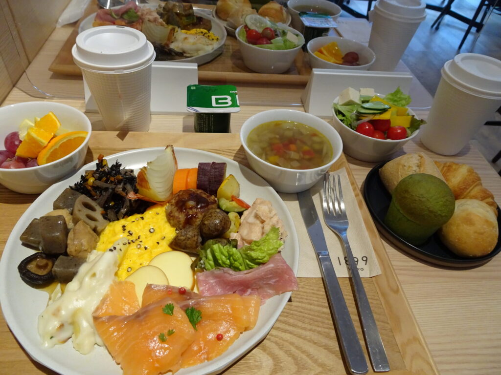 ホテル1899東京、HOTEL1899TOKYO、ホテル１階の日本茶専門カフェ「CHAYA1899TOKYO」、朝食ブッフェ