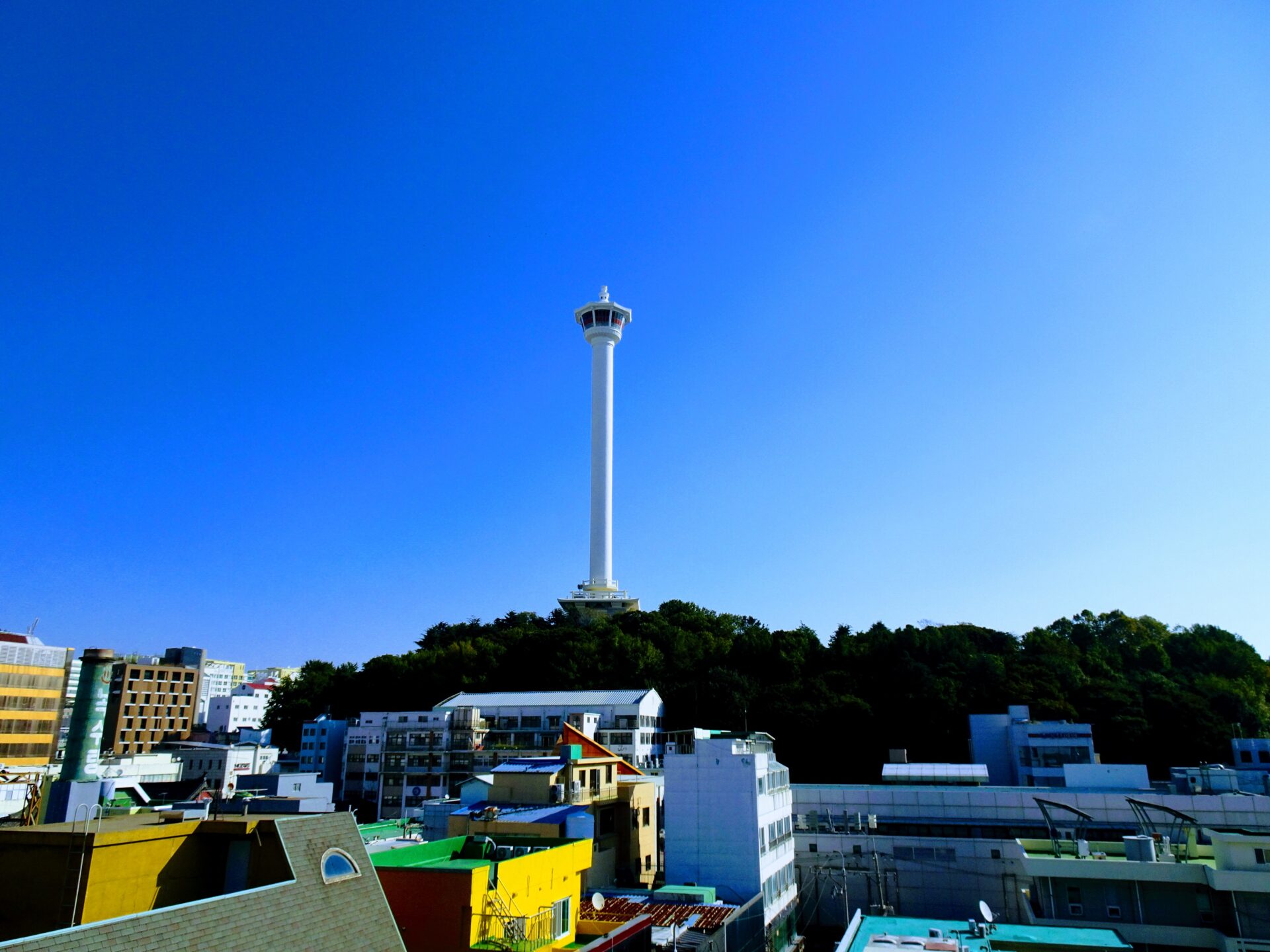 アベンツリーホテル釜山、６階屋外喫煙所、釜山タワー