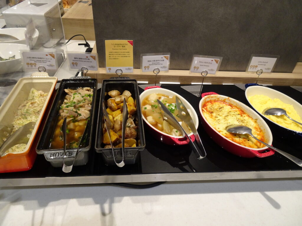 ホテルインターゲート東京京橋ラウンジ、朝食、温かいお料理コーナー