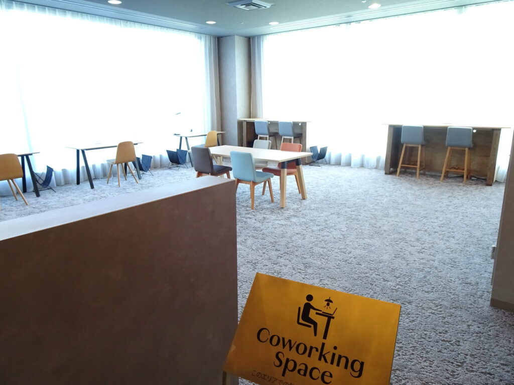 グランドメルキュール八ヶ岳リゾート＆スパ、１階コワーキングスペース、Coworking Space