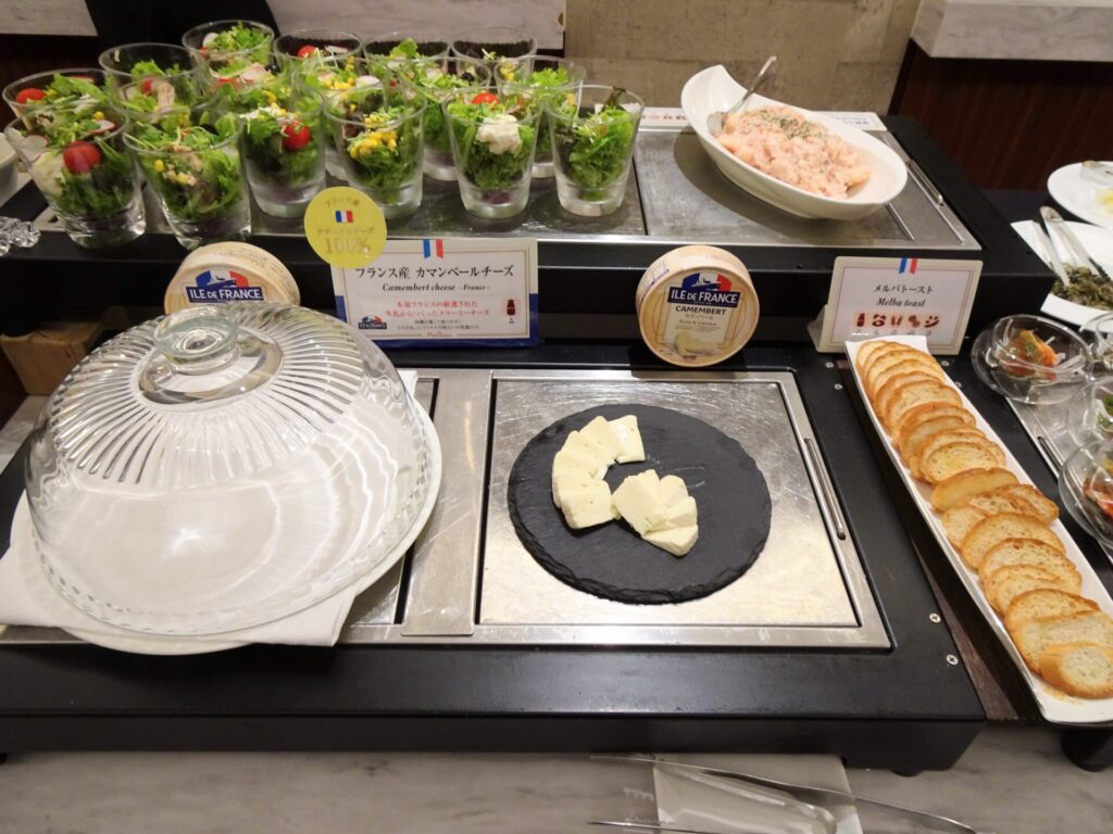 プレミアホテル 中島公園 札幌、PREMIER HOTEL NAGAJIMA PARK SAPPORO、５階ビストロ「ラ・プロヴァンス」朝食ブッフェ、チーズコーナー