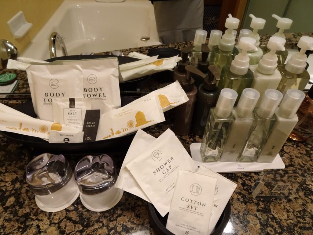 横浜ベイホテル東急、THE YOKOHAMA BAY HOTEL TOKYU、25階ベイクラブフロア ツイン シティビュー、客室内設備＆アメニティ、バスルーム