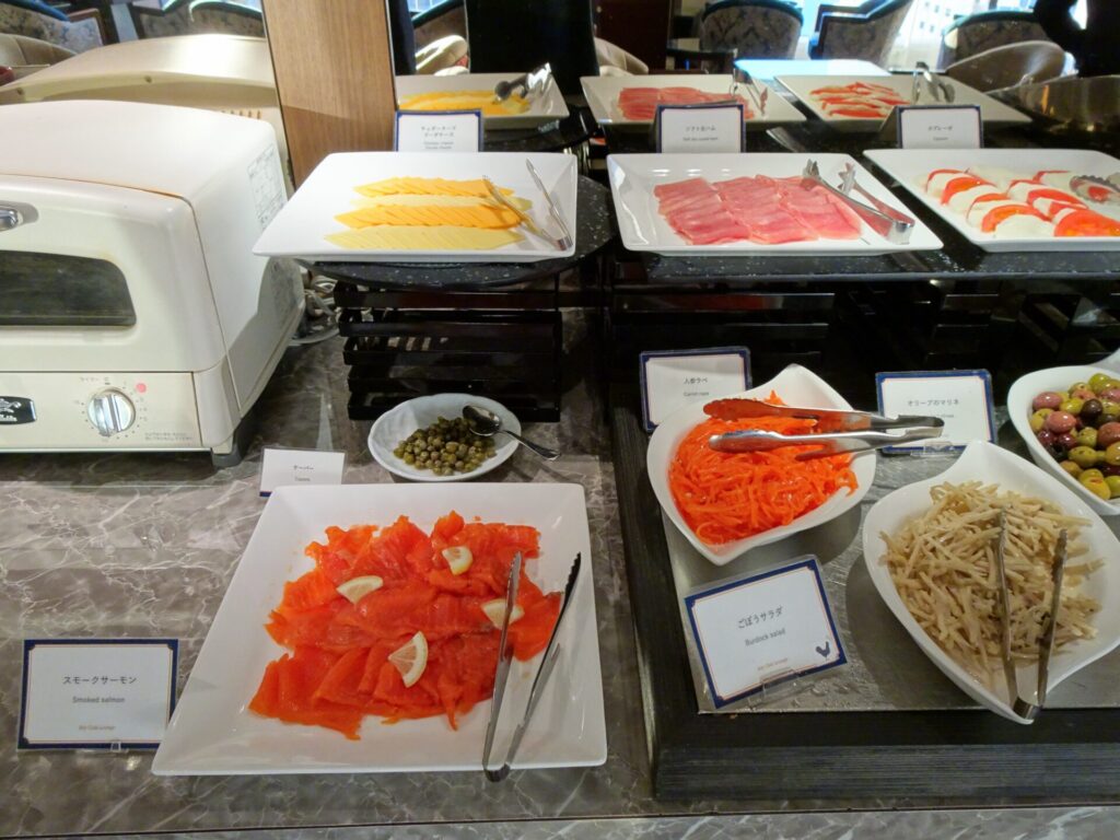 横浜ベイホテル東急、THE YOKOHAMA BAY HOTEL TOKYU、ベイクラブフロア、25階ベイクラブラウンジ、ラウンジ朝食、フードコーナー