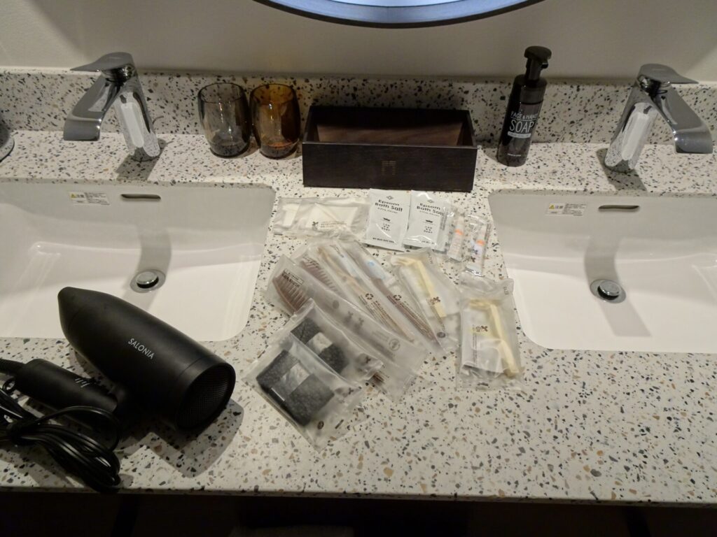 ザ・ゲートホテル横浜 by HULIC、THE GATE HOTEL横浜 by HULIC、Classy Twin、クラッシーツインルーム、客室内設備、バスルーム、アメニティ