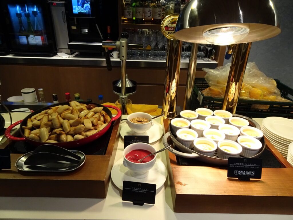 ザ・ゲートホテル横浜 by HULIC、THE GATE HOTEL横浜 by HULIC、1階「Anchor Grill Yokohama」朝食、自家製デリカテッセン、温かいお料理